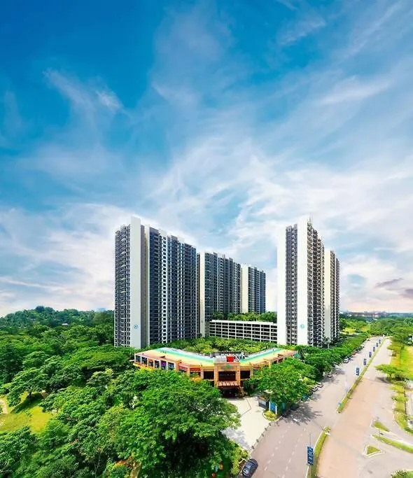 Apartment Panoramic Skyline View - 3 Bedrooms 6 Pax - Free Parking Johor Bahru
